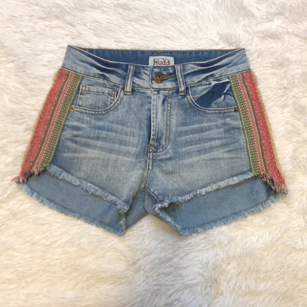 Mudd denim frayed hem shorts